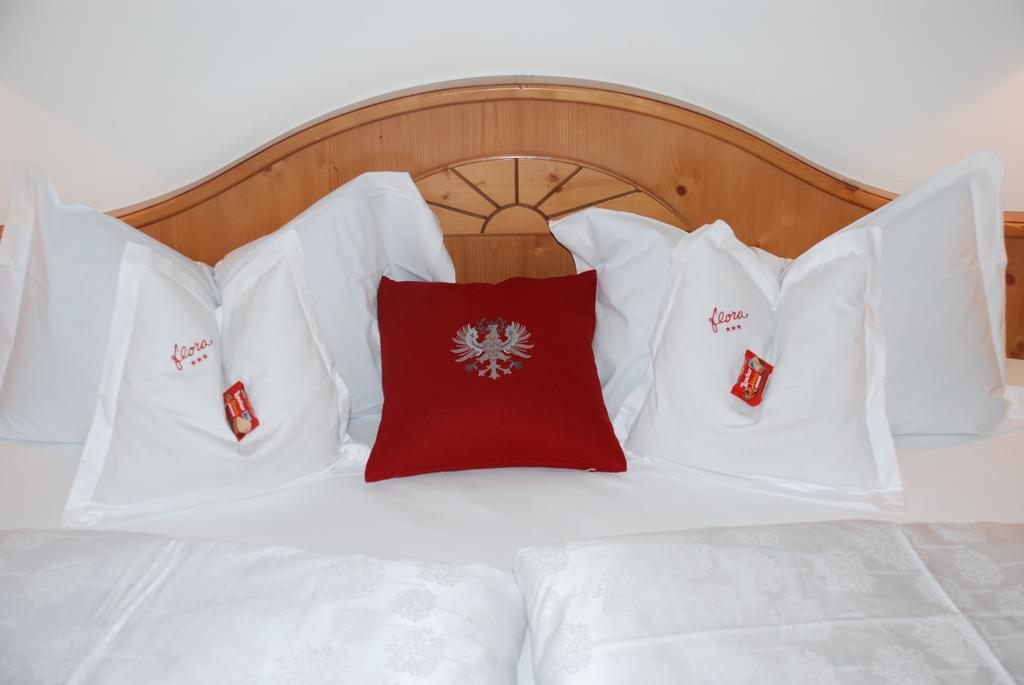 Hotel Flora Selva di Val Gardena Room photo